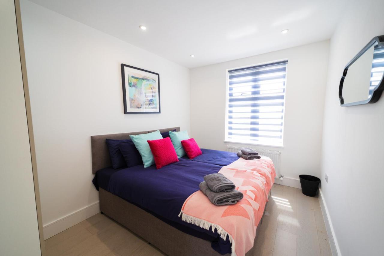 Star London Bell Lane 3-Bed Haven Apartment Hendon Exterior photo